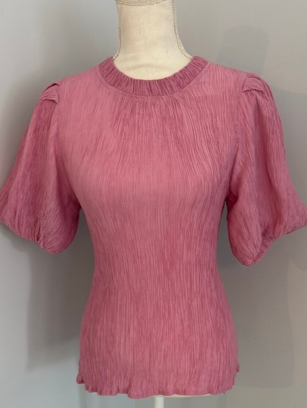 THML Rose Pink Pleated Puff Sleeve Knit Top